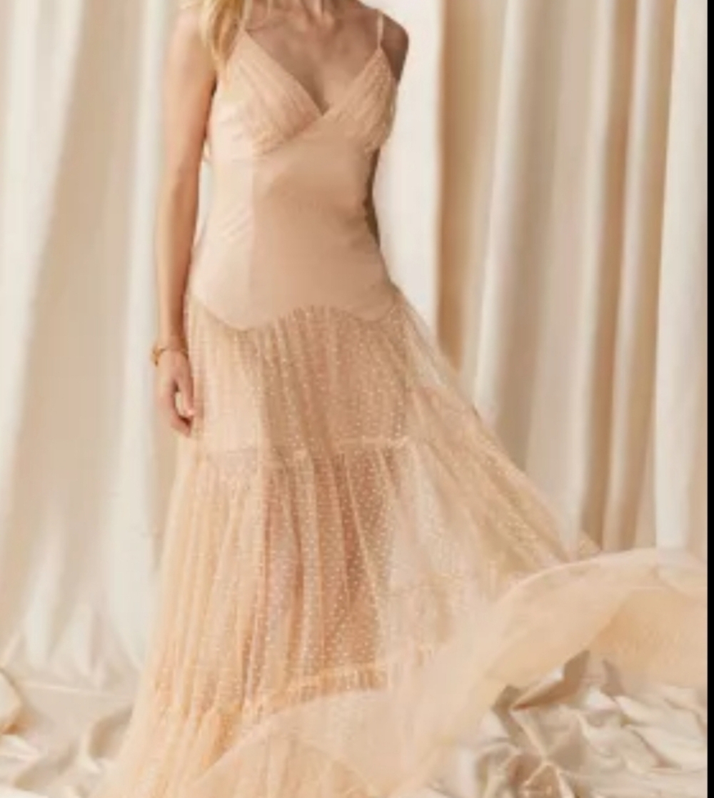 New Bcbgmaxazria Large Elegant Harlynn Tiered Evening  Cream Maxi Dress Polkadot
